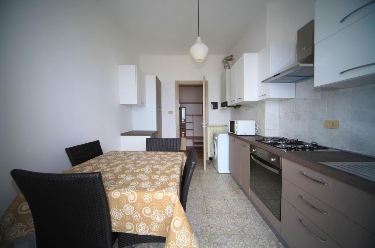 Appartamento Frontemare Andora Luaran gambar
